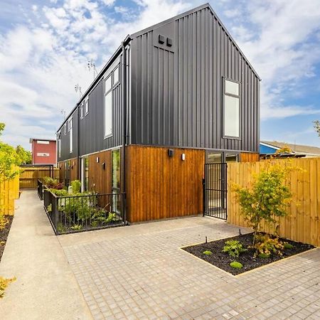 Cosy Central Home - Walk To Cbd & Free Escooters! Christchurch Bagian luar foto